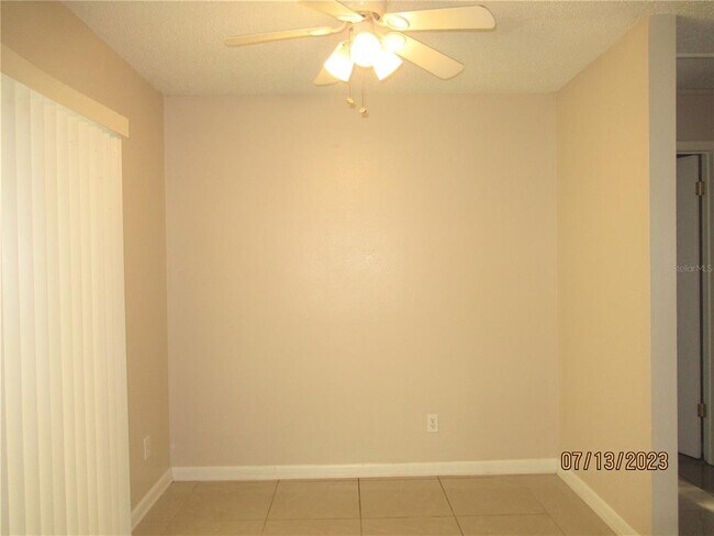 Building Photo - 11507 Valencia Dr
