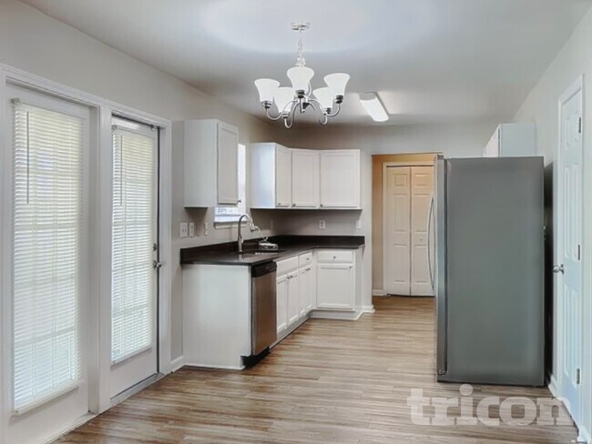 Foto del edificio - 3673 Watkins Ridge Ct