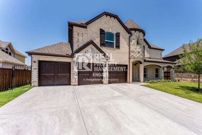Foto del edificio - Highly Upgraded Five-Bedroom Home Located ...