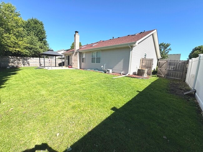 Building Photo - 4410 Mallard Ln