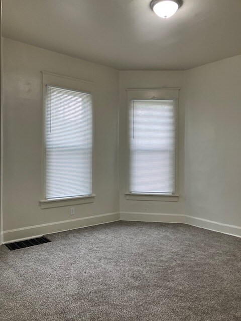 Foto del edificio - 319 W Nebraska Ave