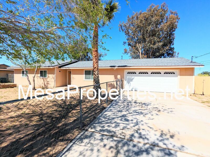 Primary Photo - 15532 Pahute Ave.