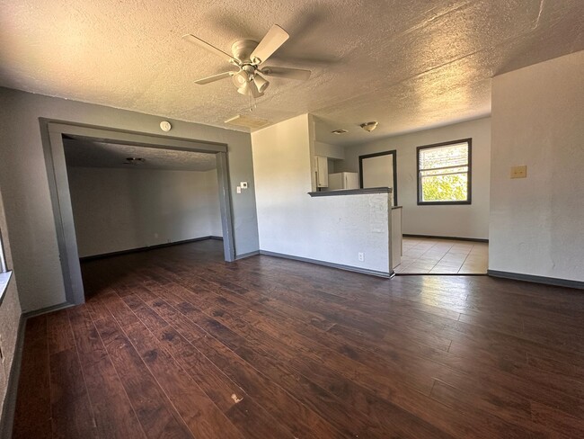 Building Photo - 2805 NW 19th Street
