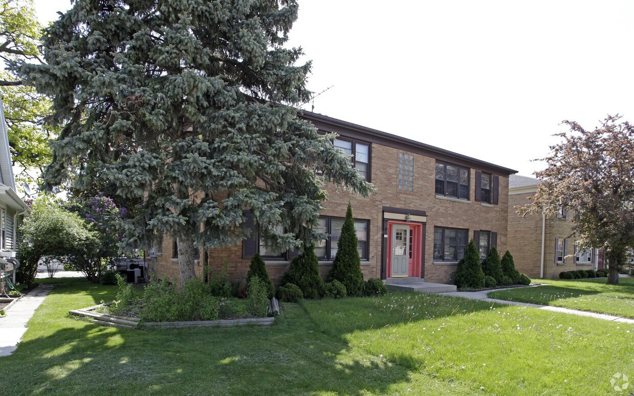 Building Photo - 200 N 76th St