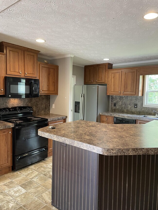 Building Photo - 2719 Addison Dr