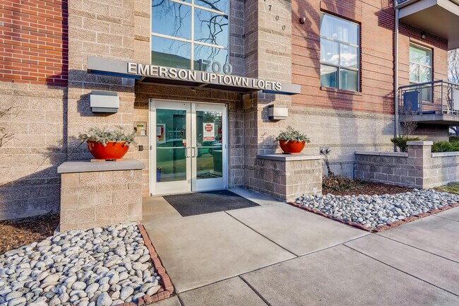 Foto del edificio - 1700 N Emerson St