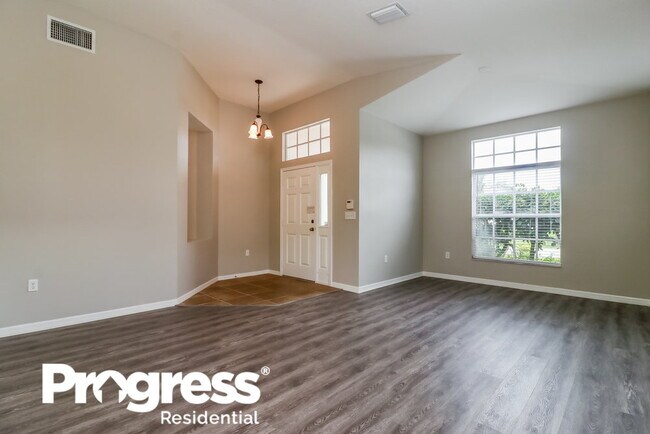 Building Photo - 4542 Mapletree Loop
