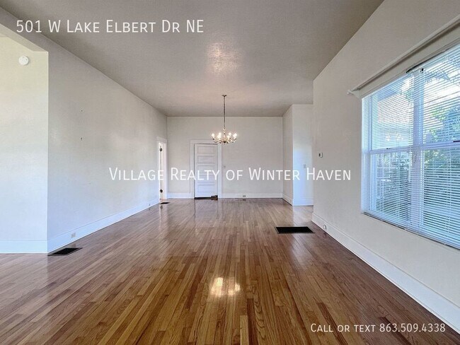 Foto del edificio - Beautiful, Historic Style Winter Haven House!