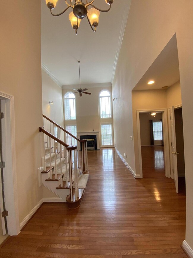 Building Photo - 4224 Evergreen Dr