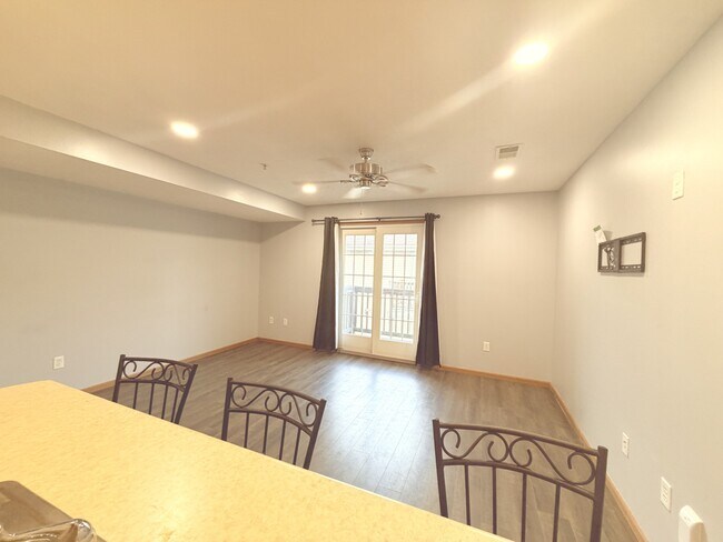 Foto del edificio - 513 Leah Dr