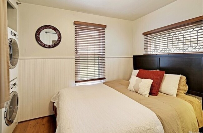 Foto del edificio - 418 N 61st St