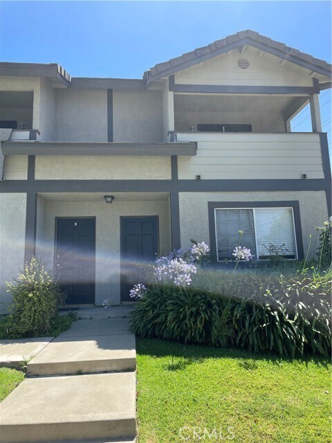 Foto principal - 532 N Sultana Ave