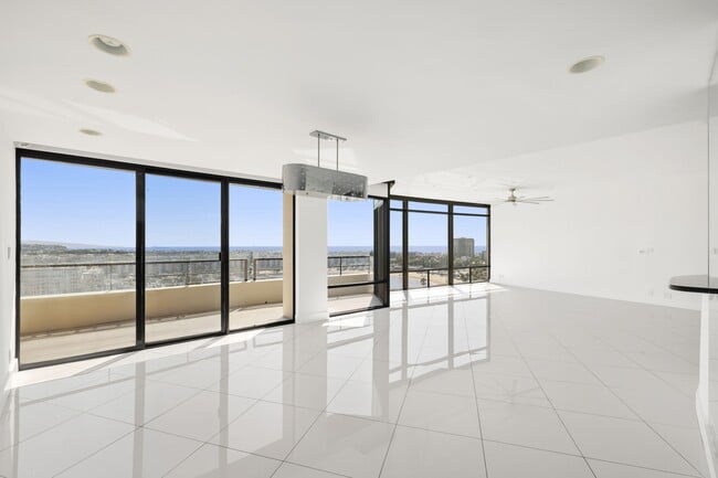 Foto del edificio - 4267 Marina City Dr