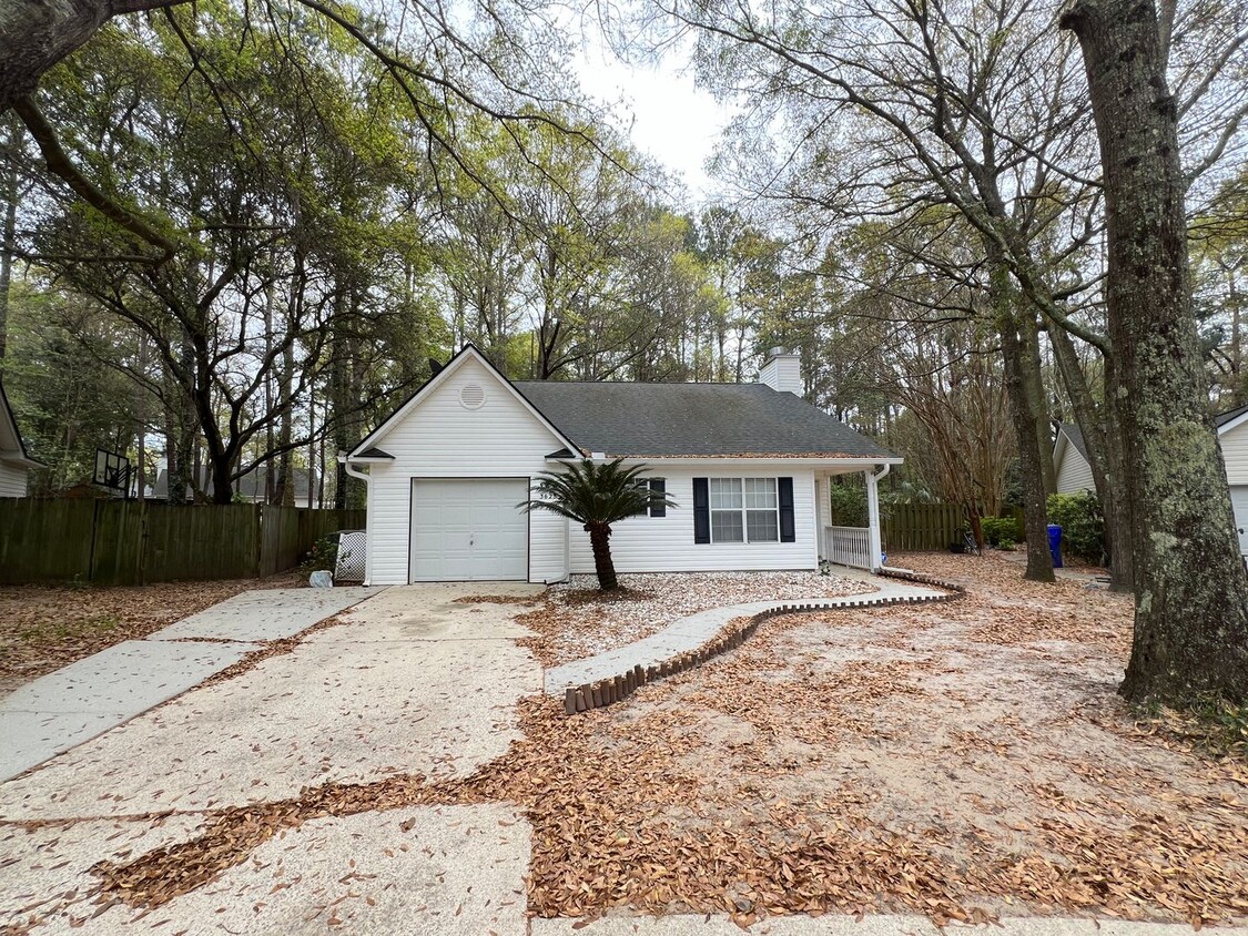 Foto principal - 3 Bedroom 2 Bath House in Winnsboro Lakes ...