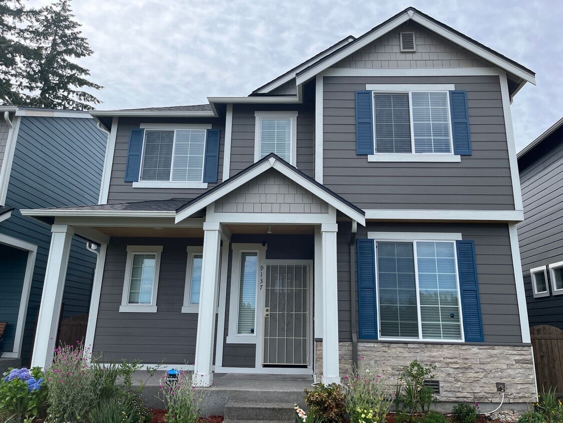 9137 126th St Ct E, Puyallup, WA 98373 House Rental in Puyallup, WA