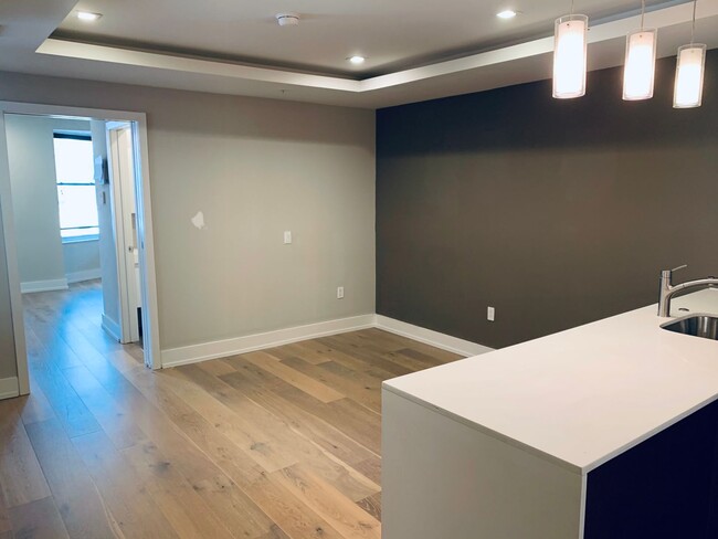 Foto del interior - 4525 Walnut Associates LP