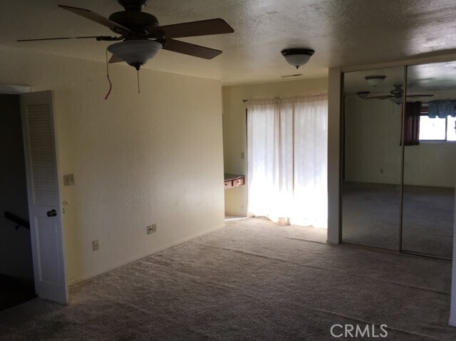 Building Photo - 150 Deer Hill Ln