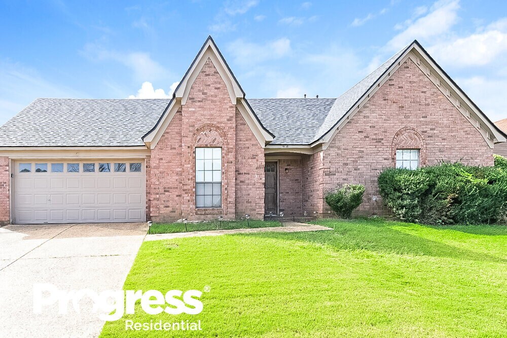 7373 Royce Cove, Memphis, TN 38125 House Rental in Memphis, TN