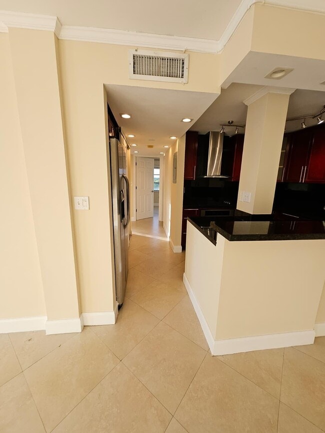 Foto del edificio - 2530 SW 3rd Ave