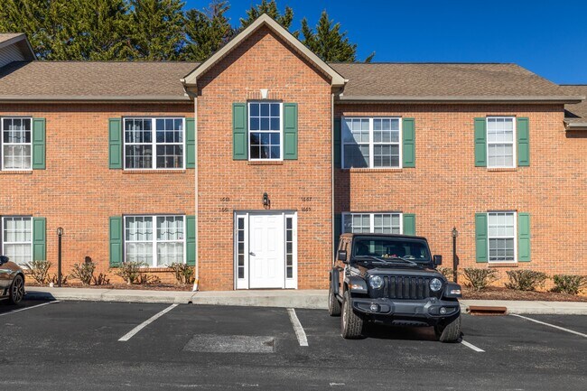 Building Photo - 1667 Maple View Way