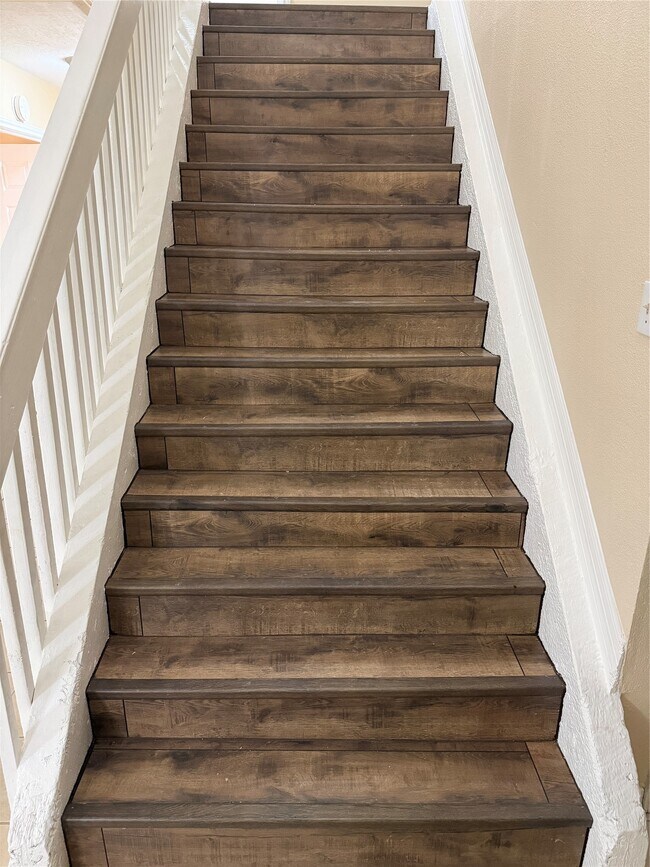 Foto del edificio - 9 Dewthread Ct