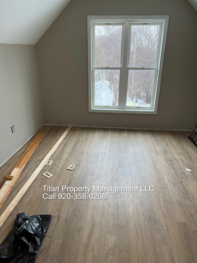 400 Main St, Fairwater, WI 53931 House Rental in Fairwater, WI