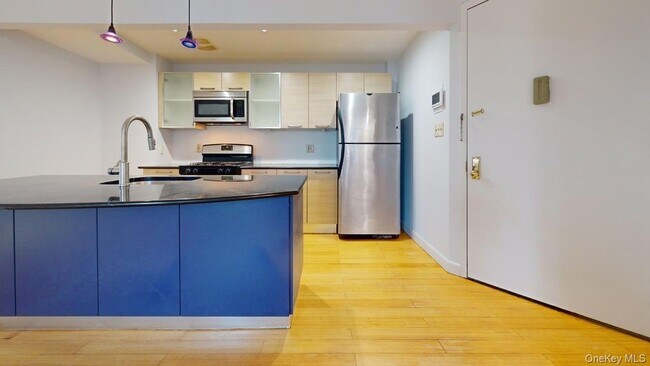 Foto del edificio - 83-75 117th St