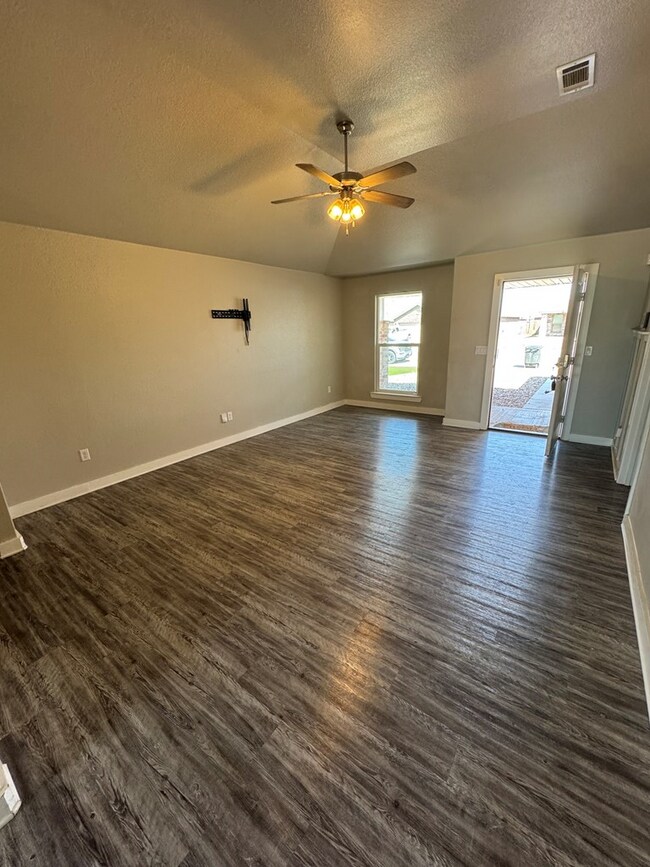 Foto del edificio - 1318 E 95th St