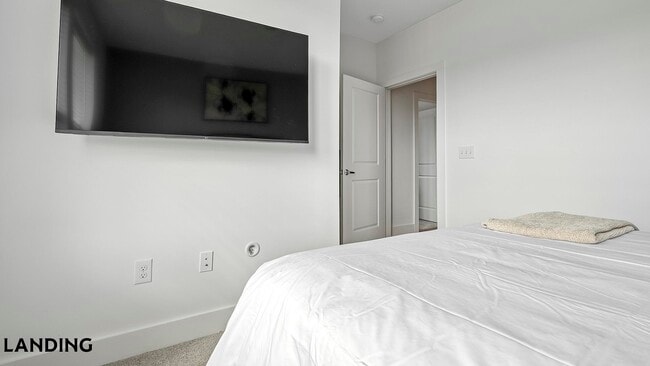 Building Photo - 5209 Craftsman Dr