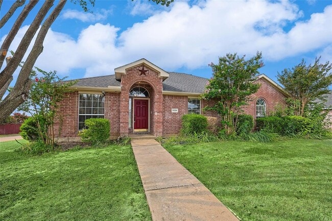 Building Photo - 3124 Creekside Drive