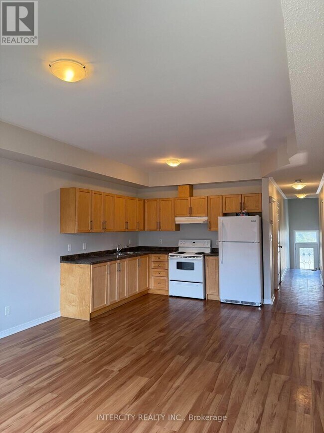 Photo du bâtiment - 410 Queen St S