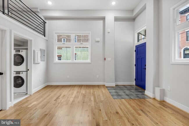 Foto del edificio - 1916 Poplar St