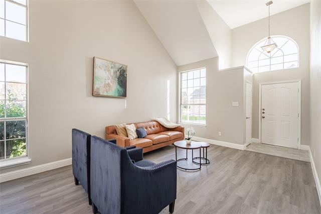 Foto del edificio - 6945 Hickory Creek