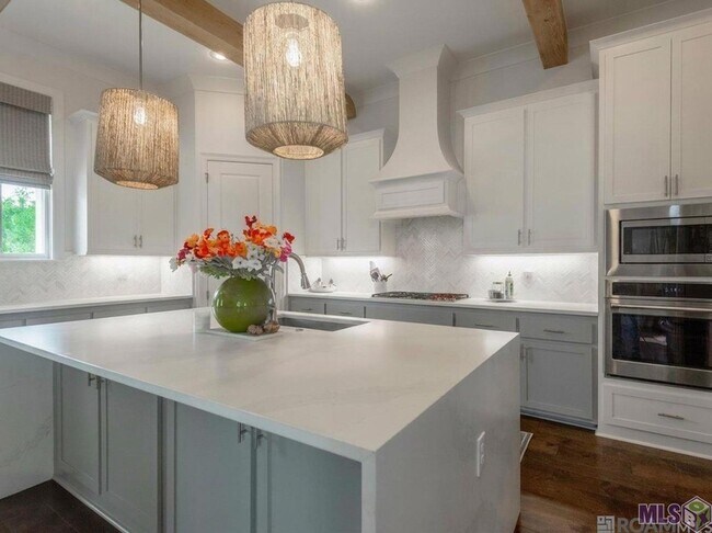 Foto del edificio - 5139 Cheneau Ln