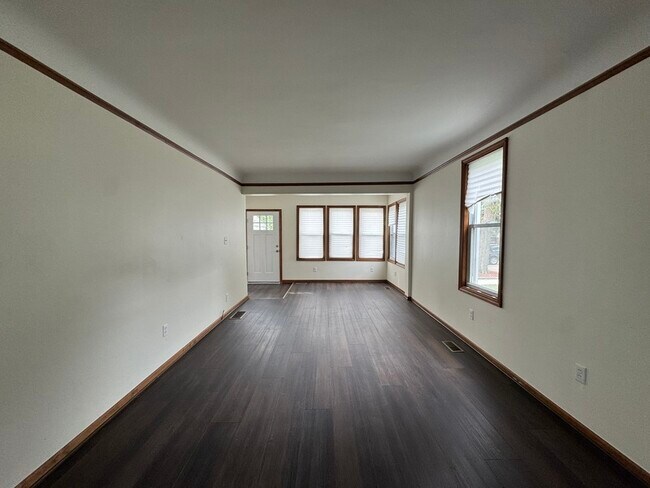 Building Photo - 2451 10th St