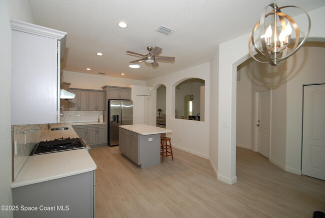 Building Photo - 626 Brockton Way