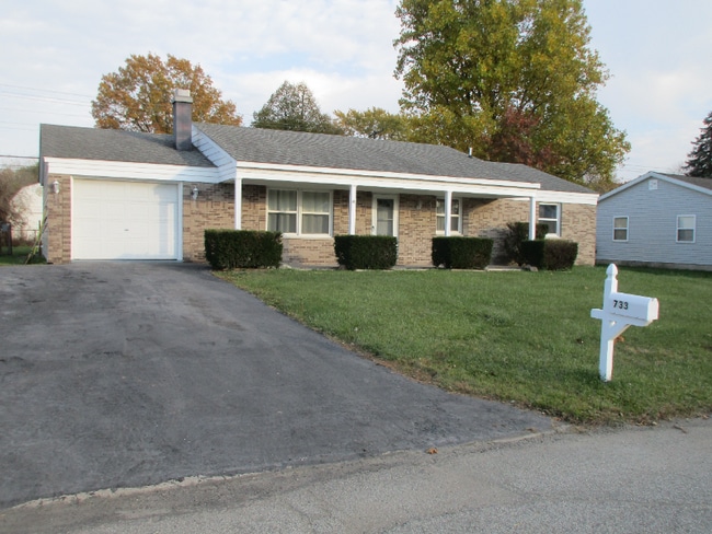 Building Photo - 733 Acadia Rd