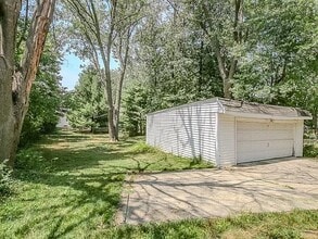 Building Photo - 1752 Brainard Rd