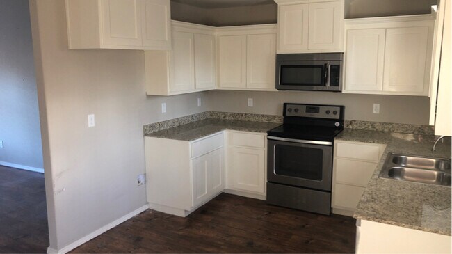Foto del edificio - 169 Western Heights Cir