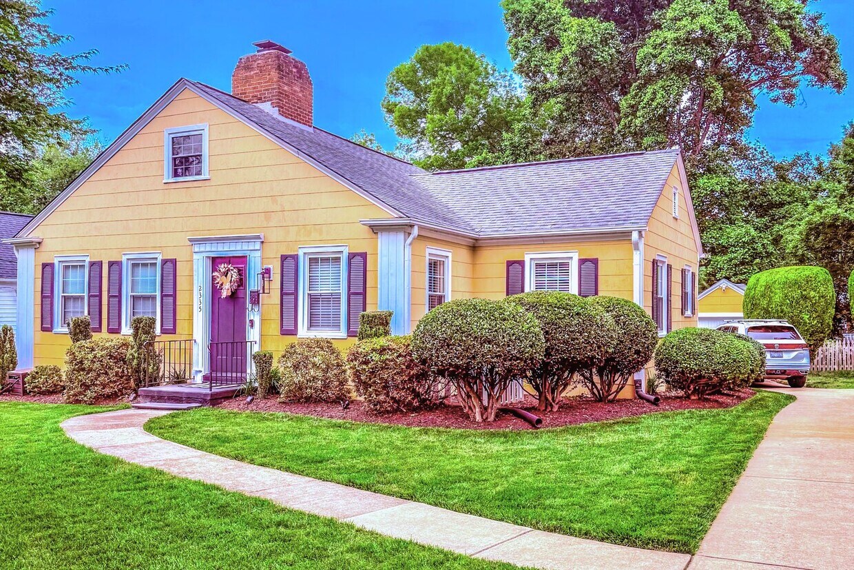 Primary Photo - 2335 Westover Dr