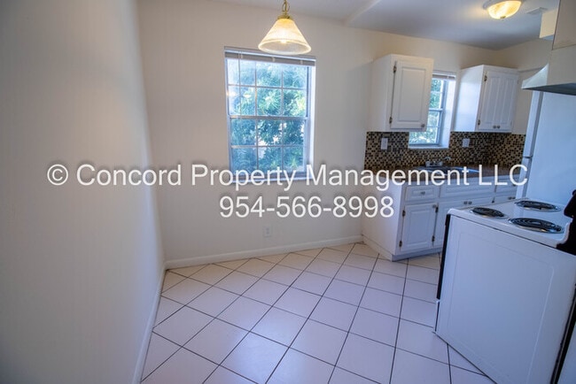 Photo - ASK ABOUT OUR SPECIALS! 2/1.5 Townhouse St...