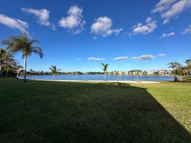 Foto del edificio - 1533 S Liberty Ave