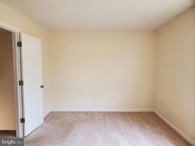Building Photo - 4656 Marksman Ct