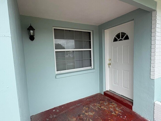 Foto del edificio - 4 bedroom Single-Family Home Available for Move-In NOW