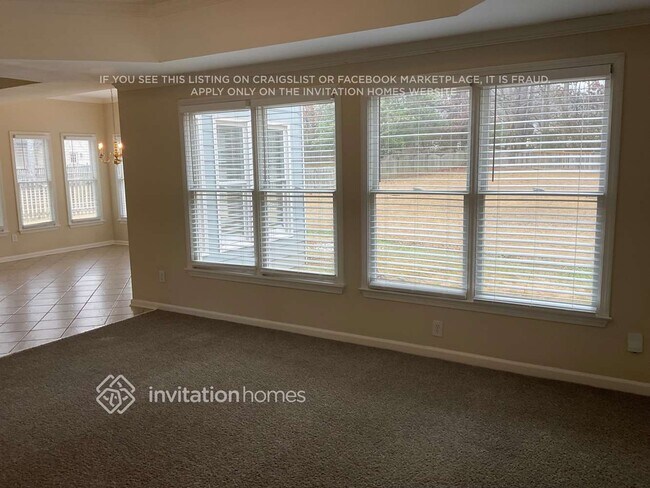 Foto del edificio - 1565 Woodpoint Way