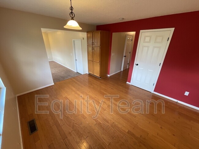 Foto del edificio - 3054 Granny Smith Ln