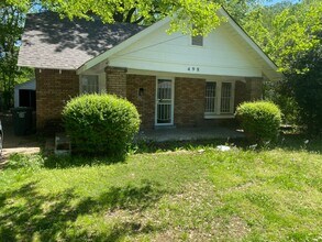 Building Photo - 498 Josephine St