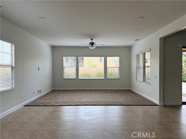 Foto del edificio - 6012 Porto St