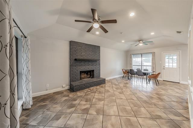 Building Photo - 514 Parsley Ln