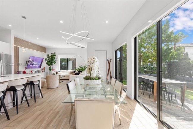 Foto del edificio - 4301 NW 81st Ct